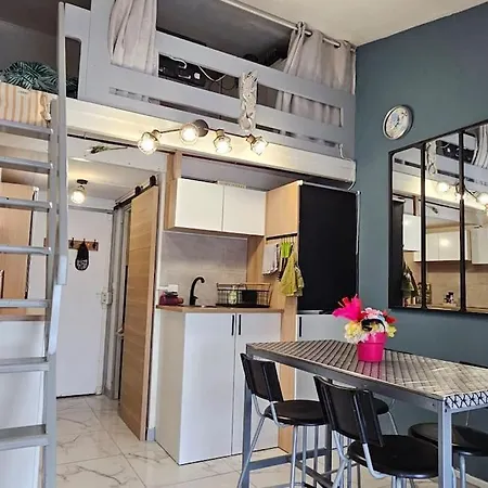 Studio Cabine Avec Mezzanine Апартаменты